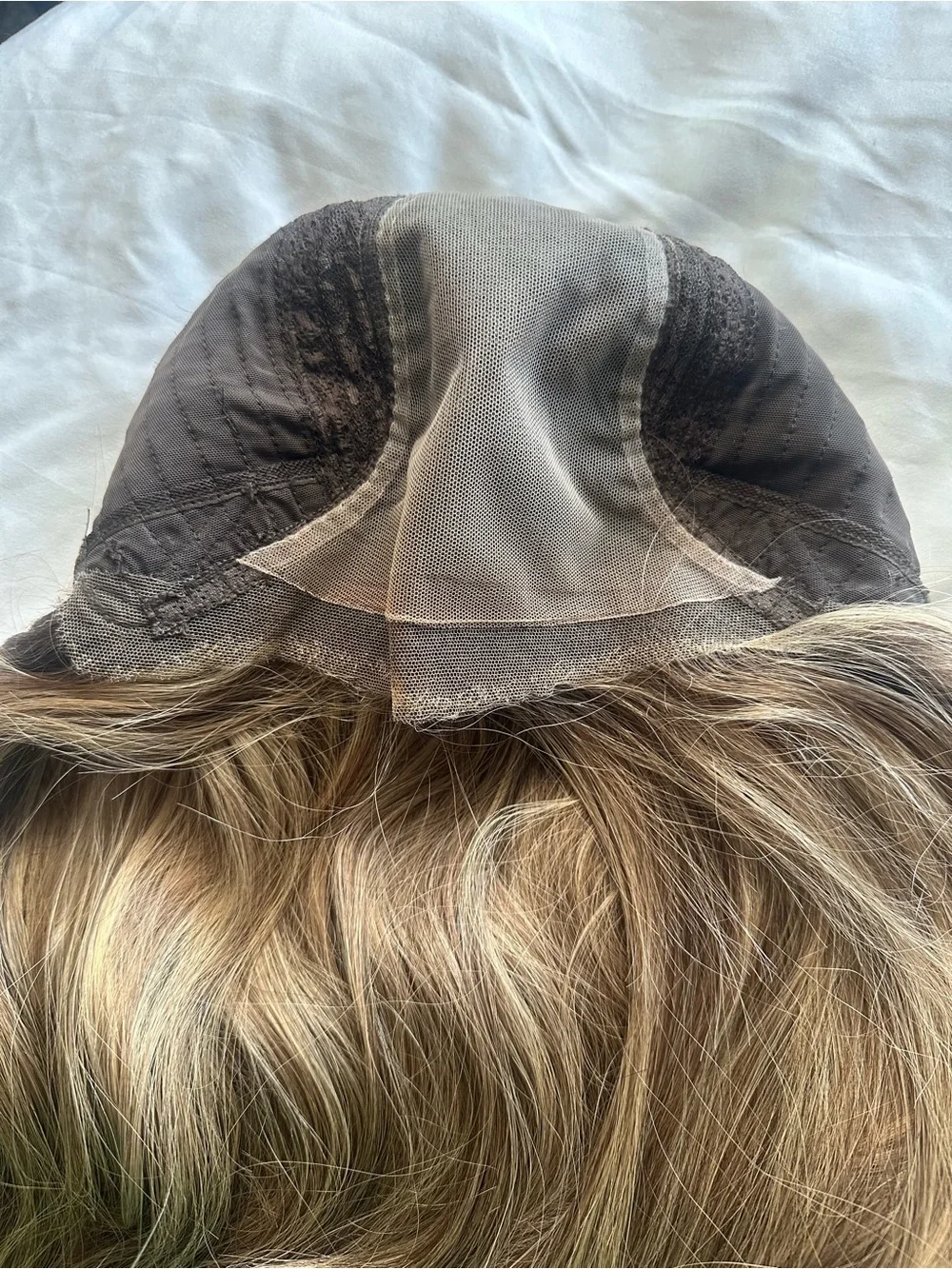 Long Wavy Blonde-Brown Blend Human Hair Wig – Natural Ash Blonde Highlights